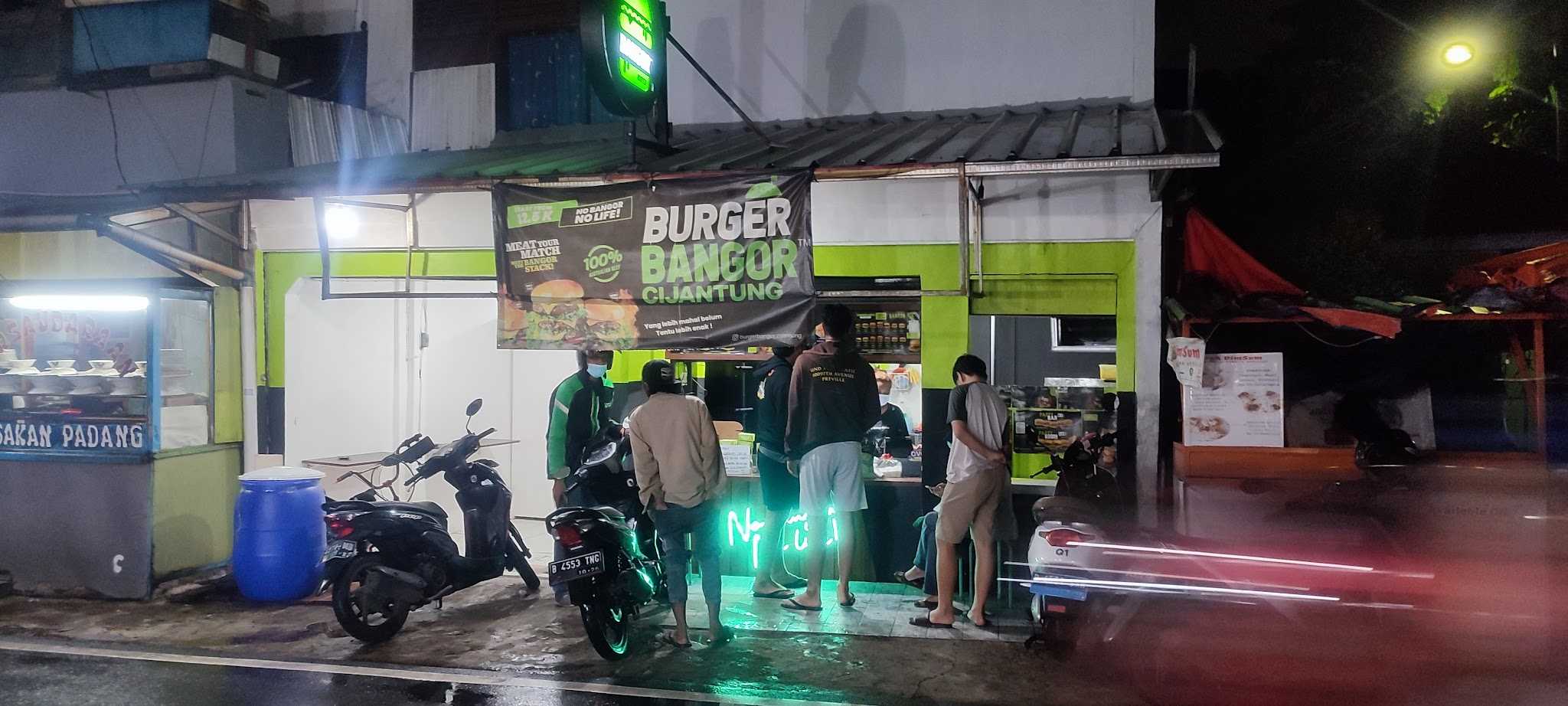 Burger Bangor Cijantung 1