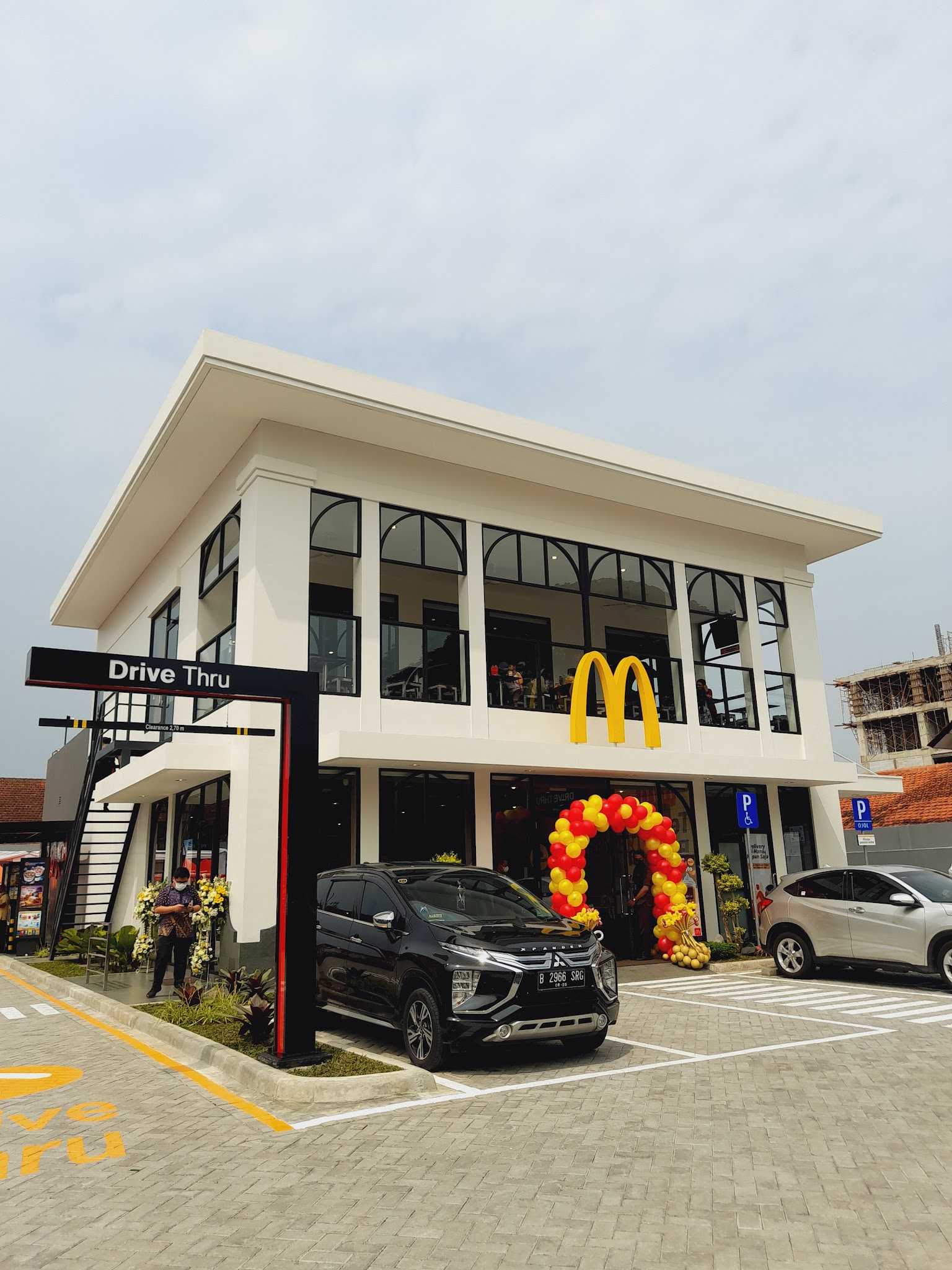 Mcdonald's - Manahan Solo 1