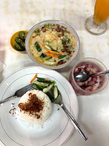 Soto Betawi Nyonya Afung 3