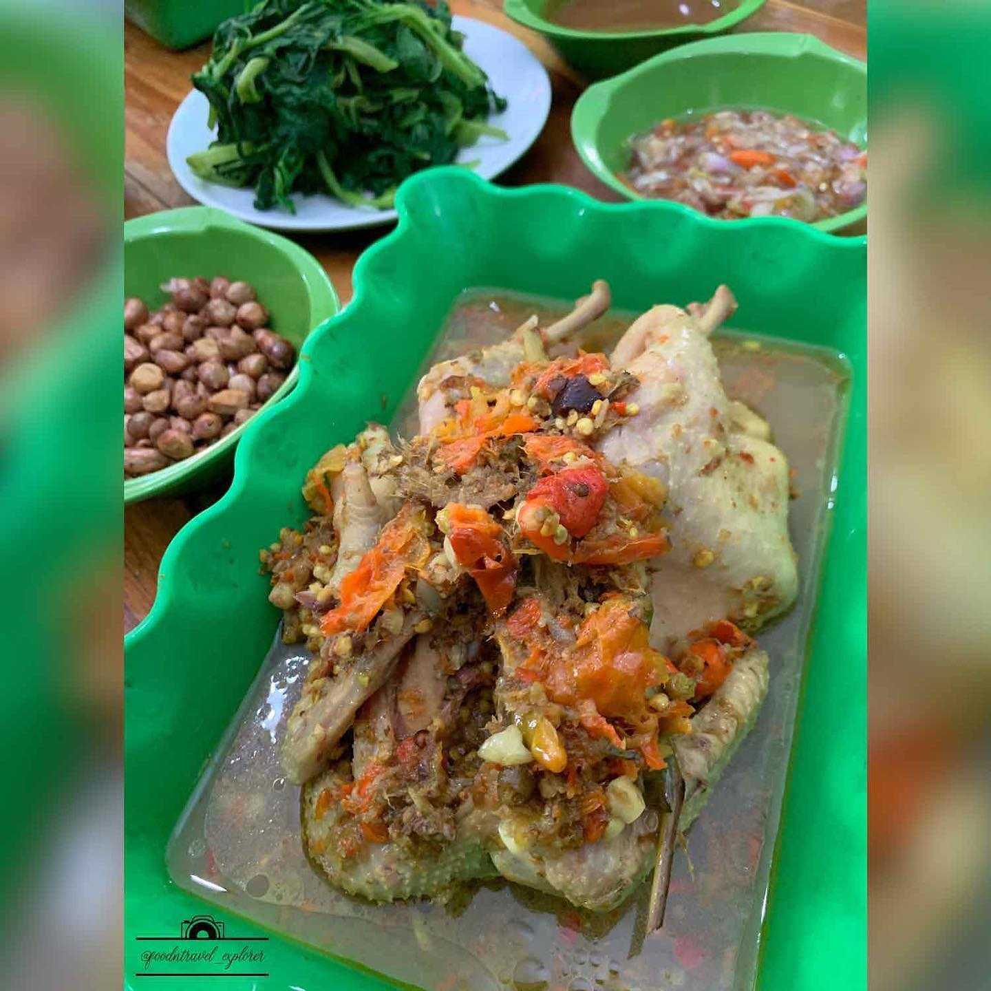 Warung Ayam Betutu Lina Putri 3 4