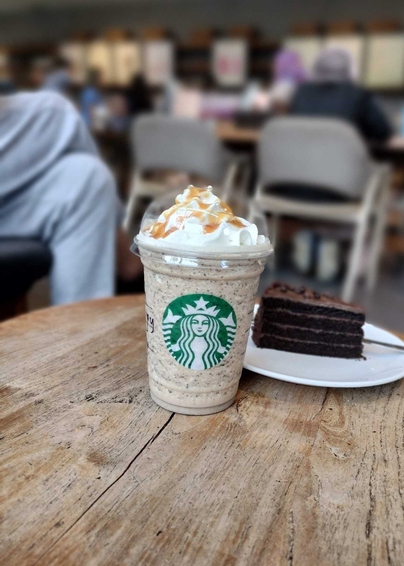 Starbucks Coffee - Botani Square 2