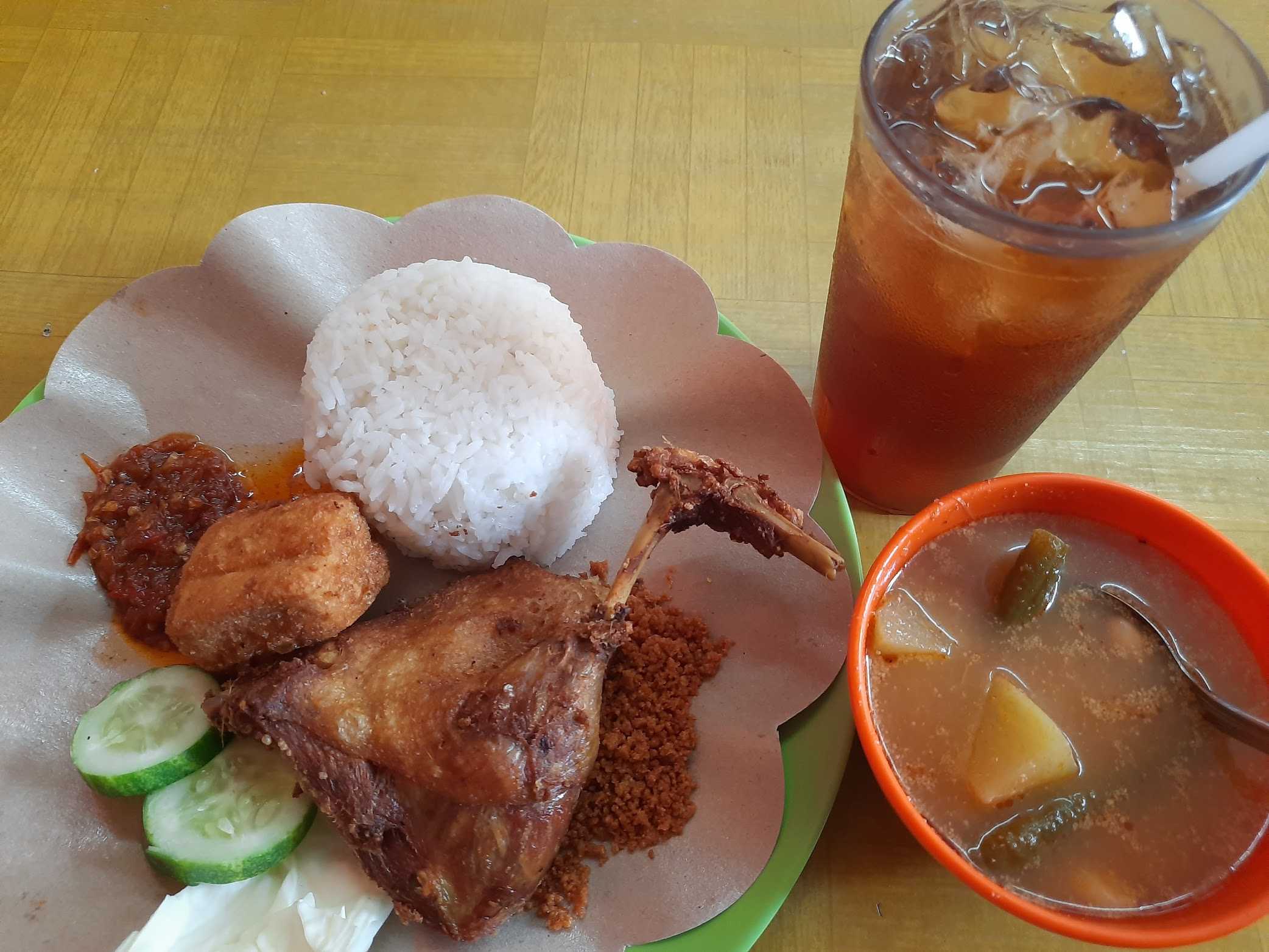 Ayam Goreng Lemoe - Percetakan Negara 3