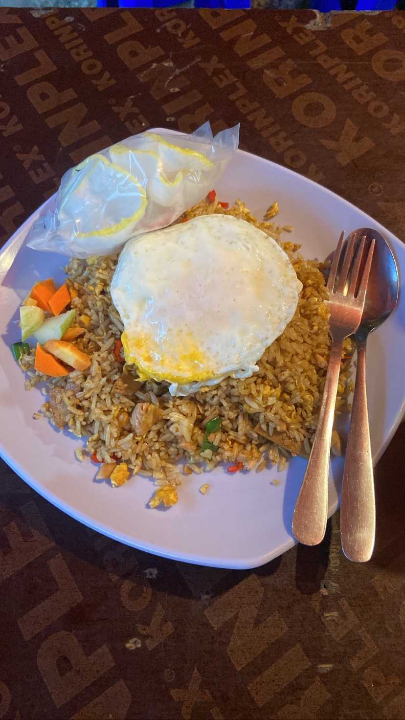 Nasi Goreng Warung Pak Dhe 3