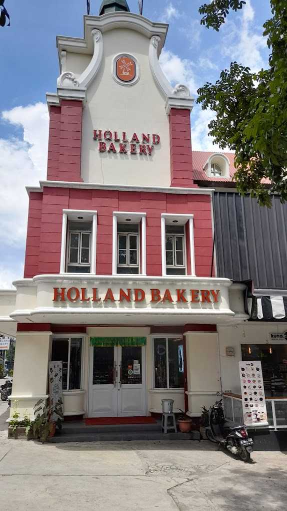 Holland Bakery Merdeka 1