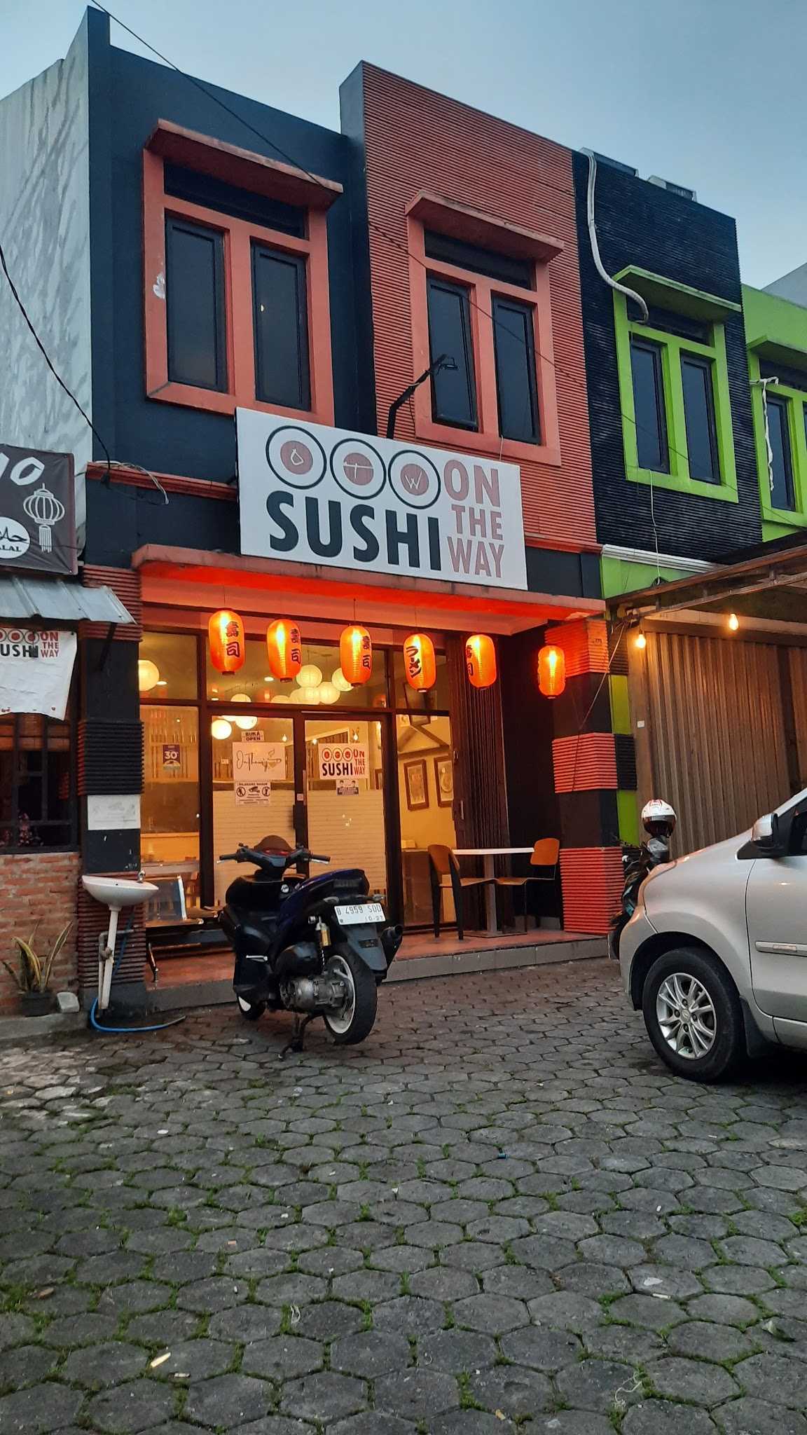 OTW Sushi Jakarta 1