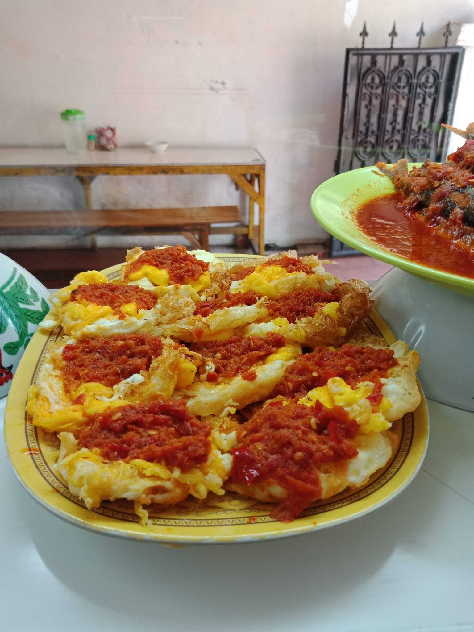 Warung Nasi Kuningan Asri 3