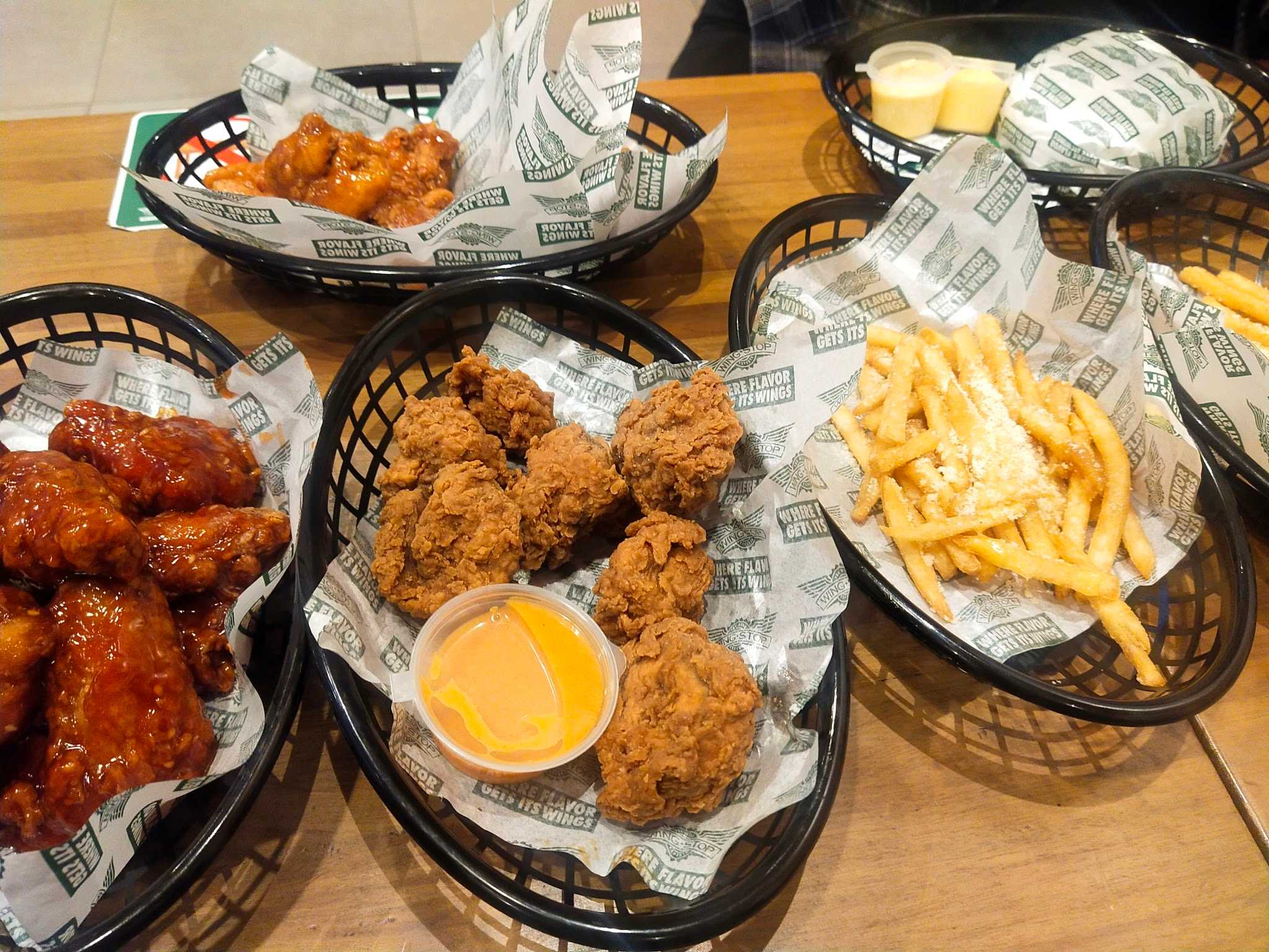 Wingstop! - Buaran 2