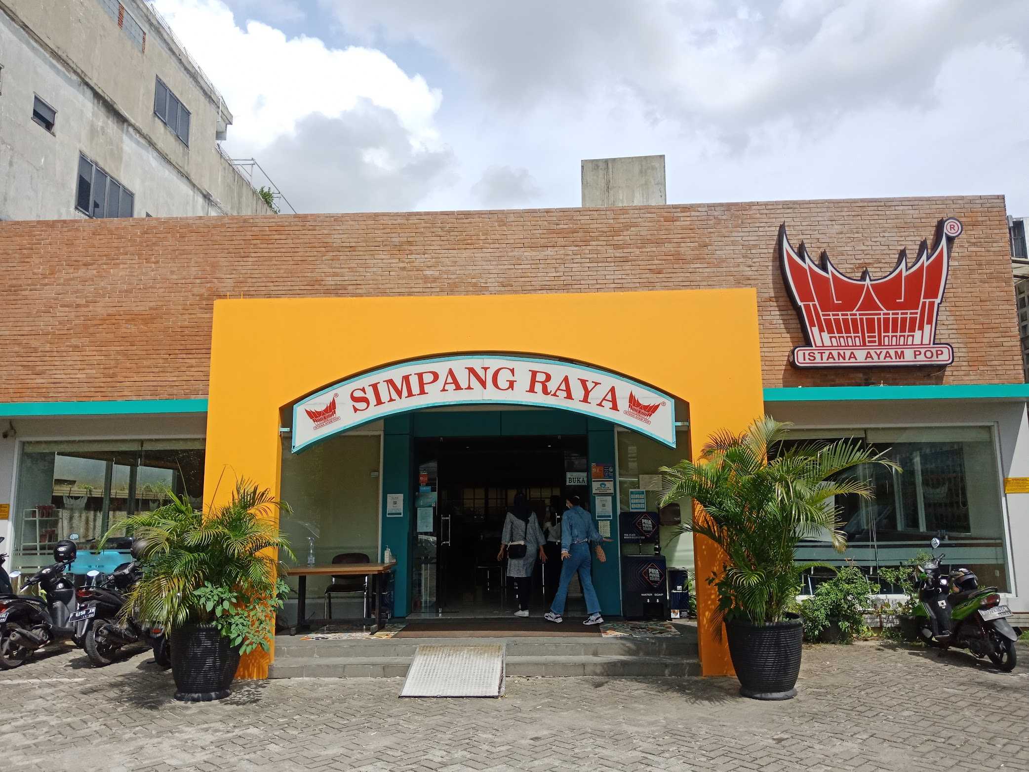 Restoran Padang Simpang Raya - Hasyim Ashari 1