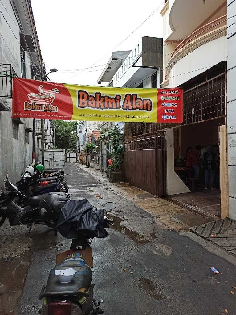 Bakmi Alan Gunung Sahari 1