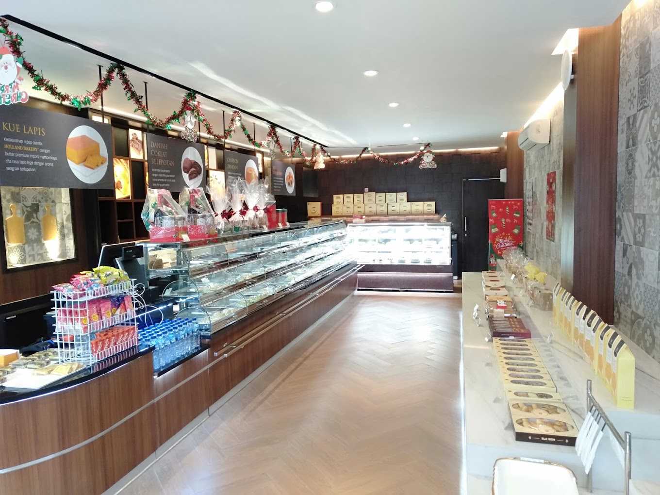 Holland Bakery Lembang 2