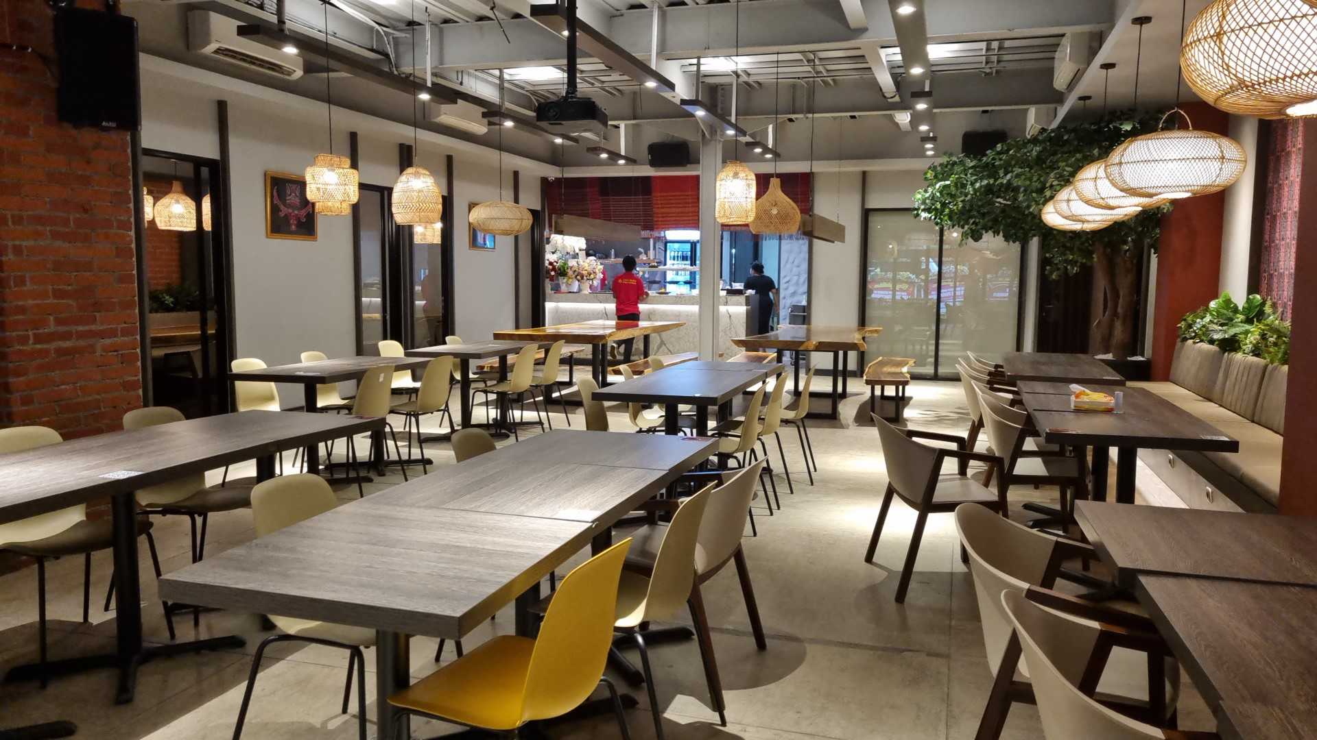 Lapo Boru Panggoaran - SCBD Park 3