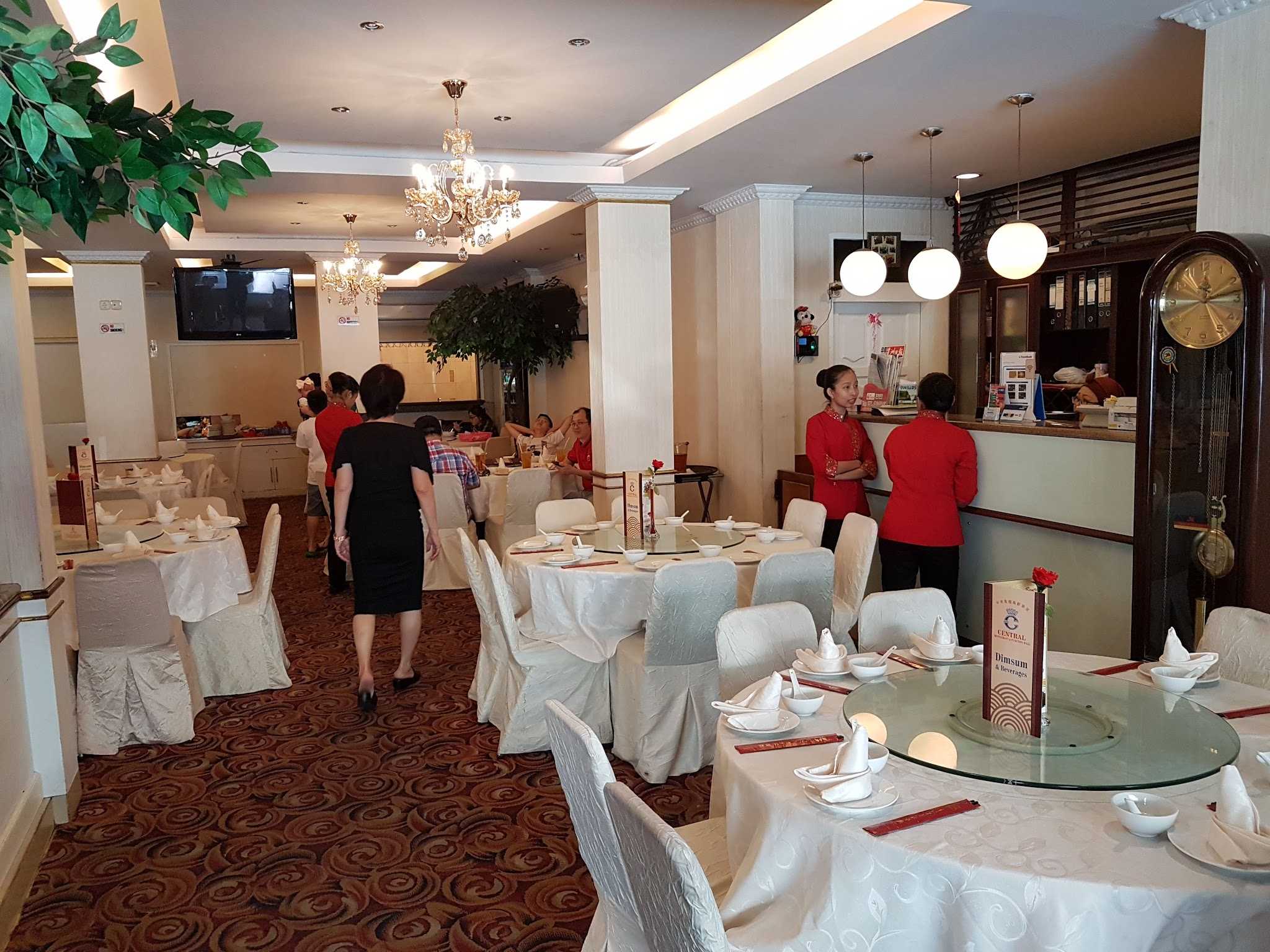 Central Restaurant Taman Ratu 2