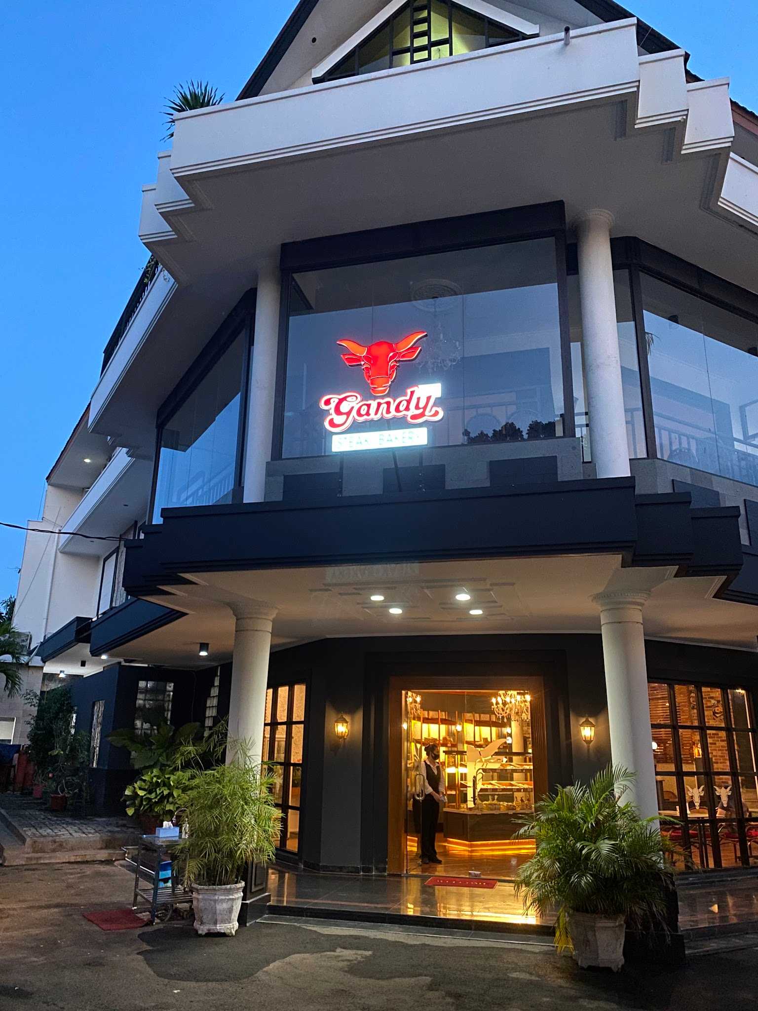 Gandy Steak & Bakery 1