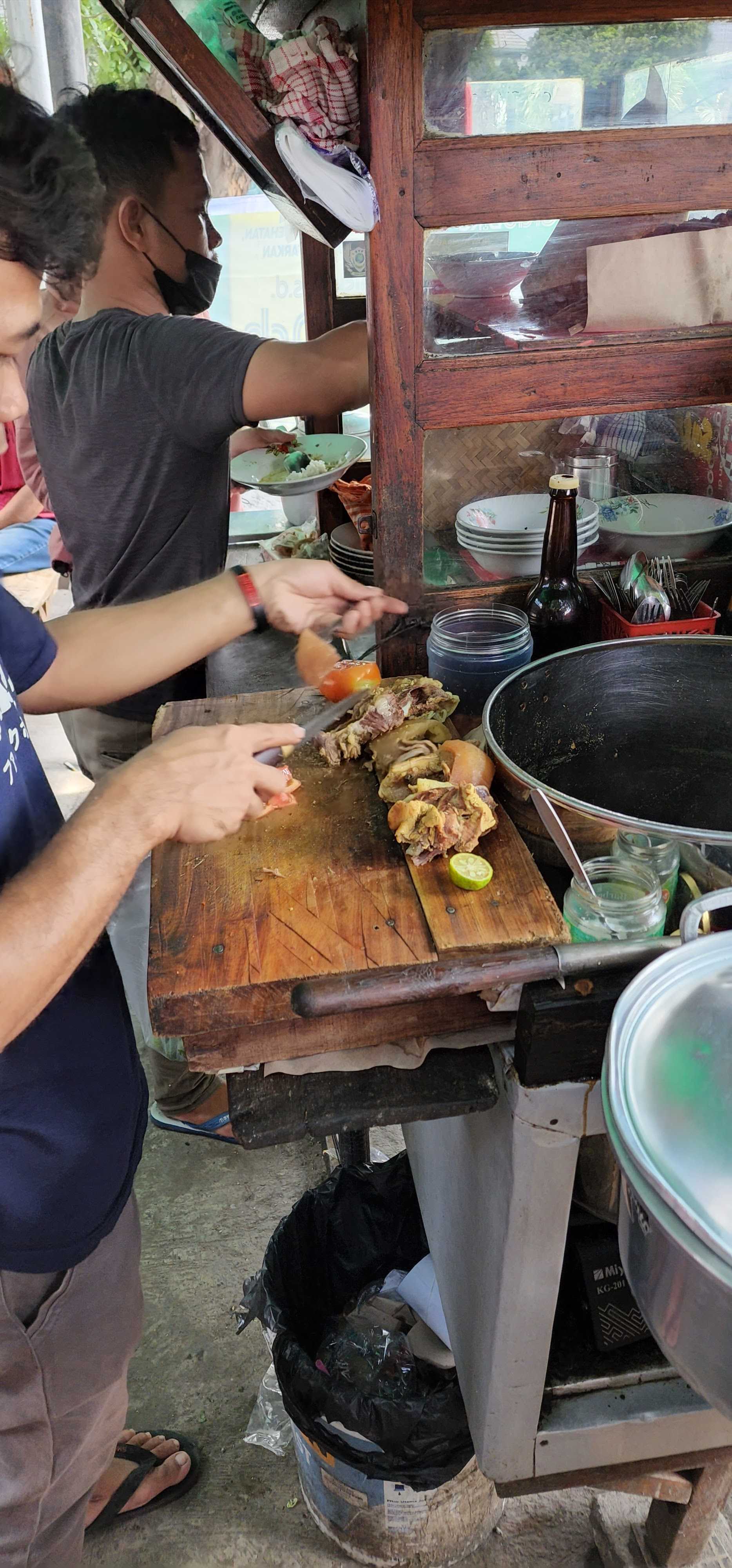 Soto Tangkar & Sate Kuah Aneka Sari 3