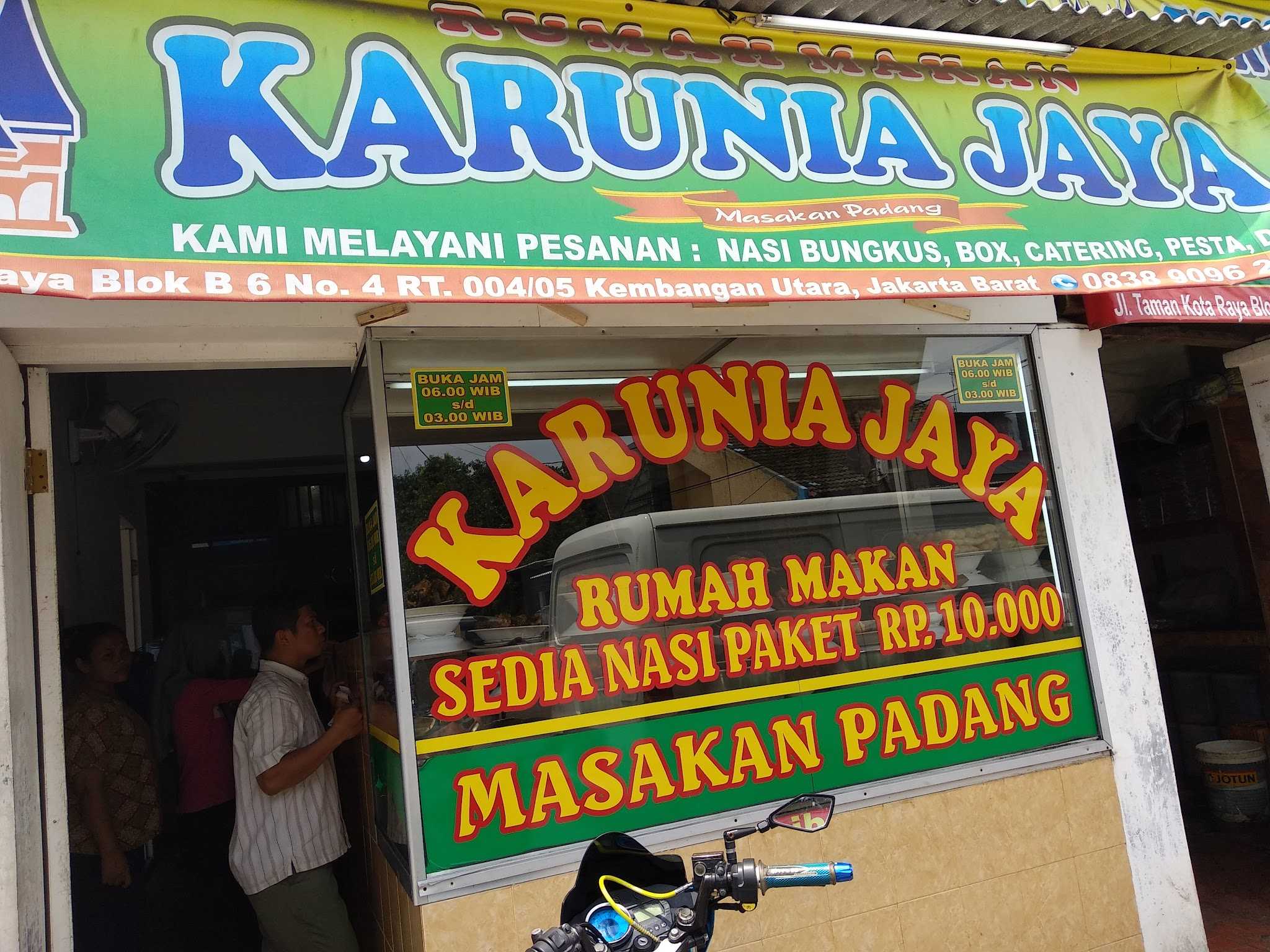 Rumah Makan Masakan Padang Karunia Jaya Taman Kota 1