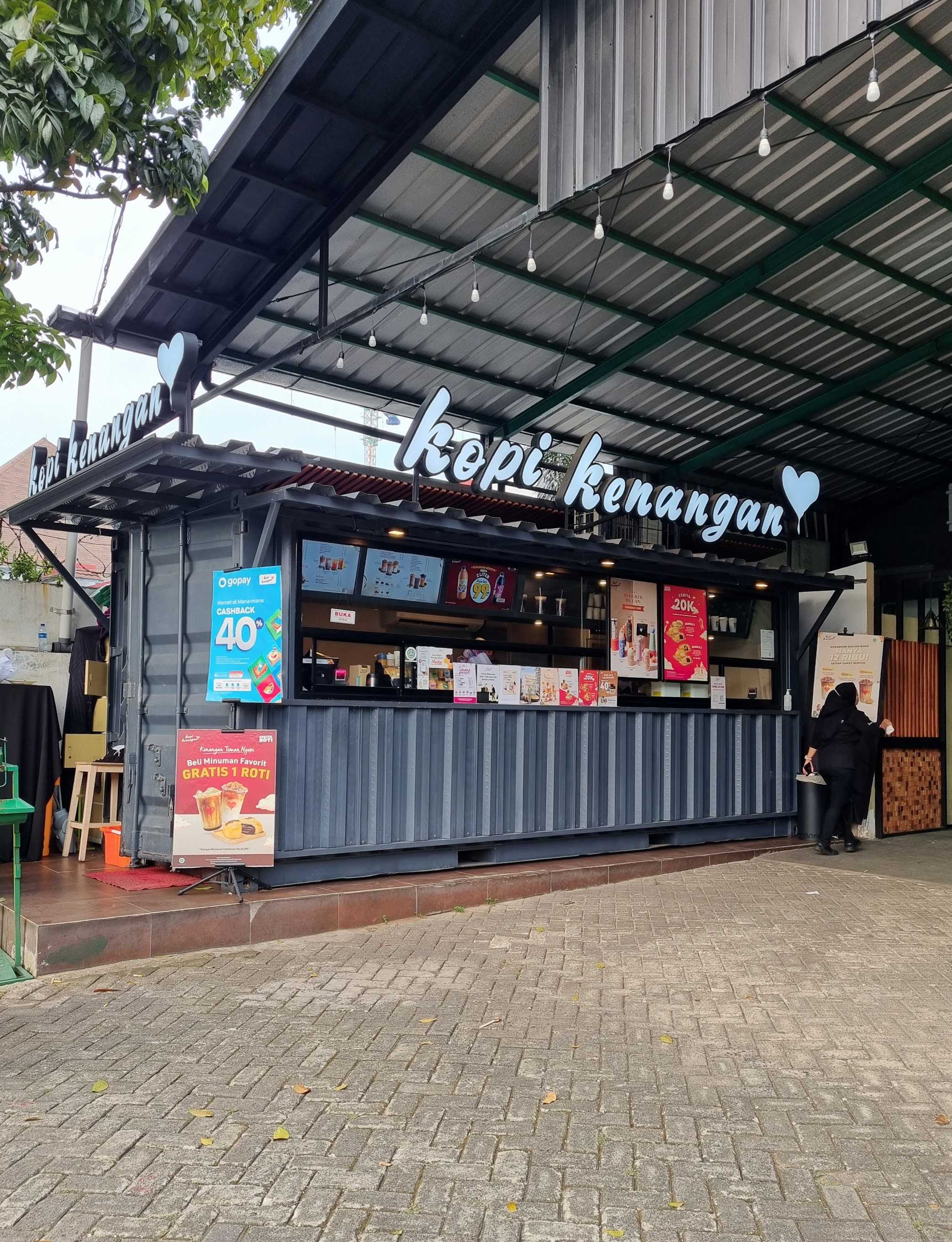 Kopi Kenangan - Cik Ditiro Menteng (Container) 1