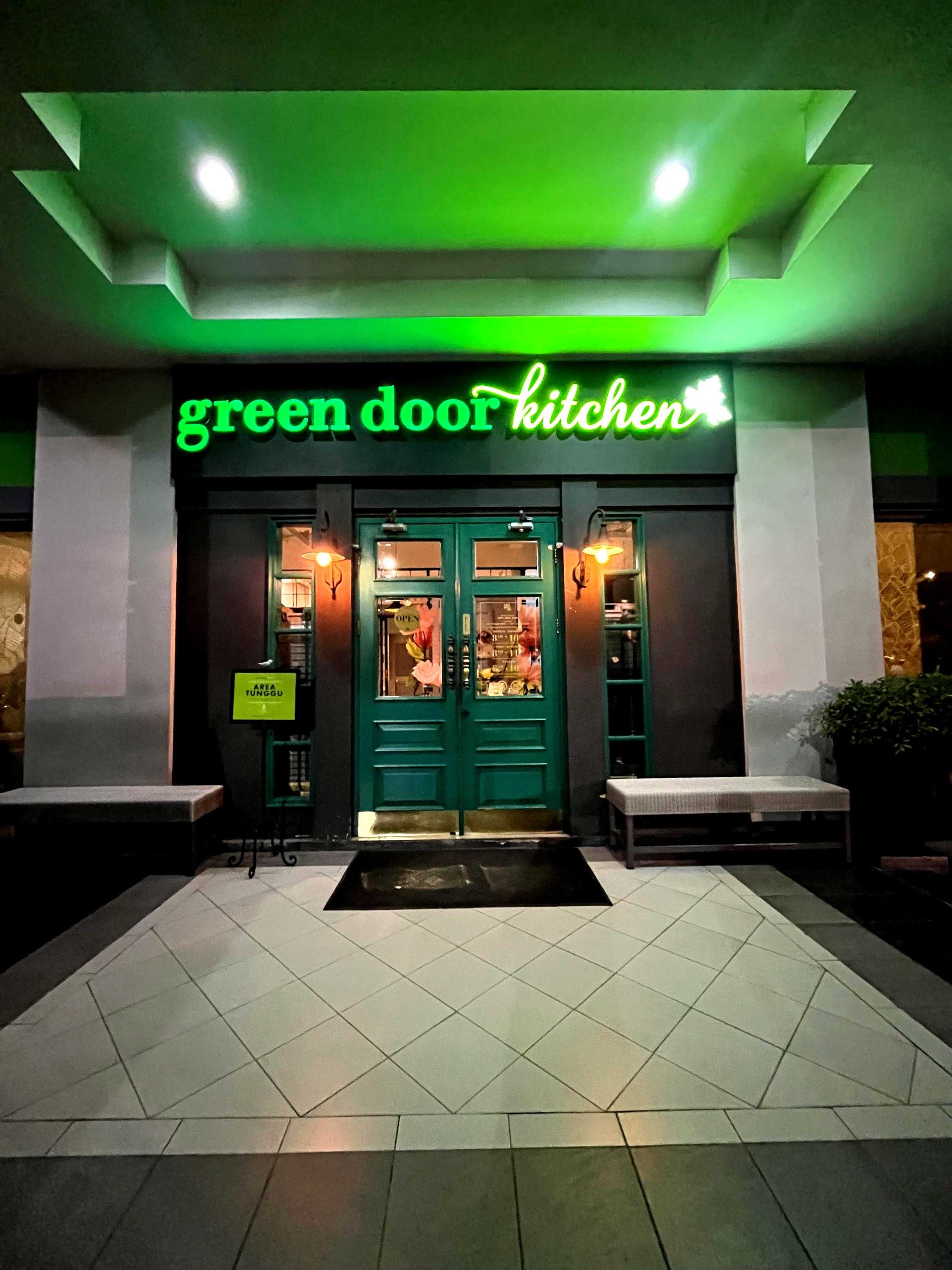 Green Door Kitchen 1