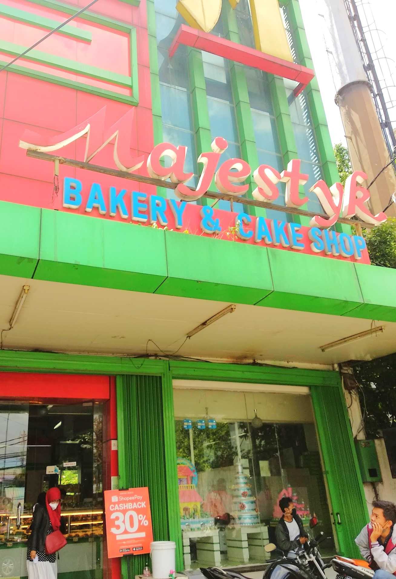 Majestyk Bakery & Cake Shop Kramat Jati 1