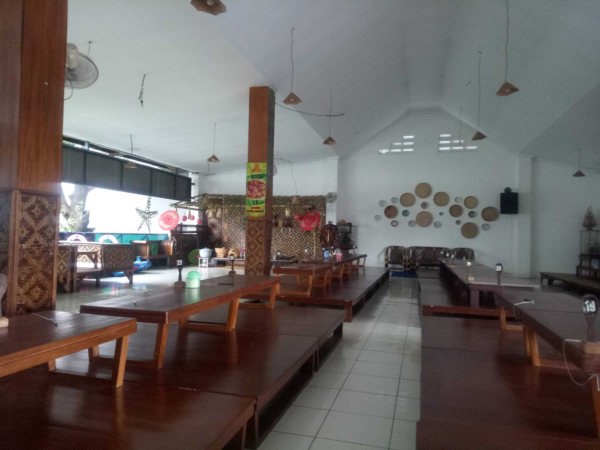 Mekar Pondok Lesehan 1