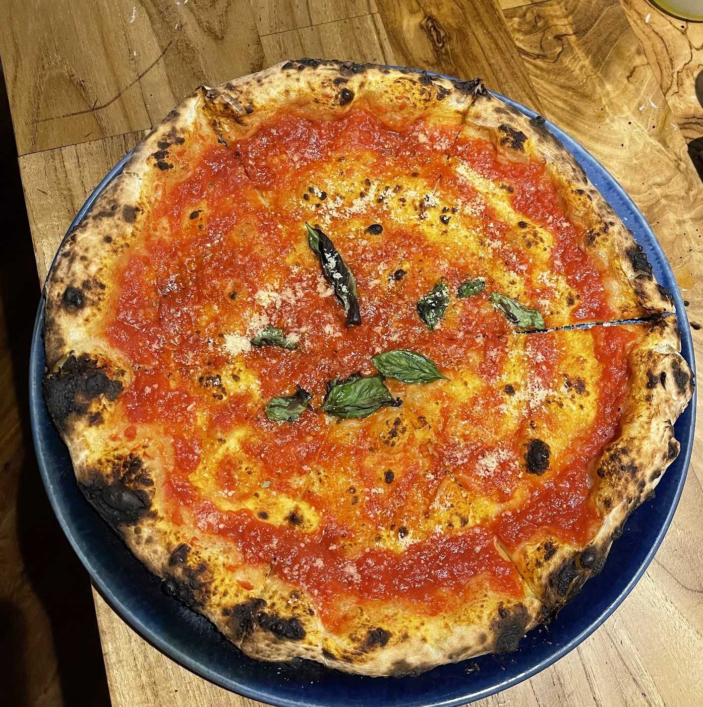 Zapoli Pizzeria 2