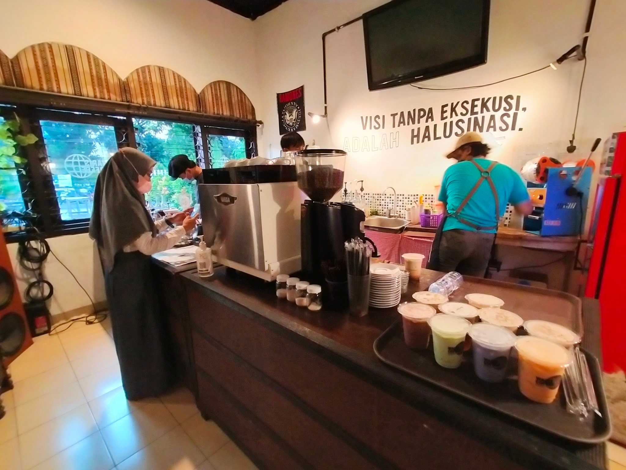 Waris Coffee 3