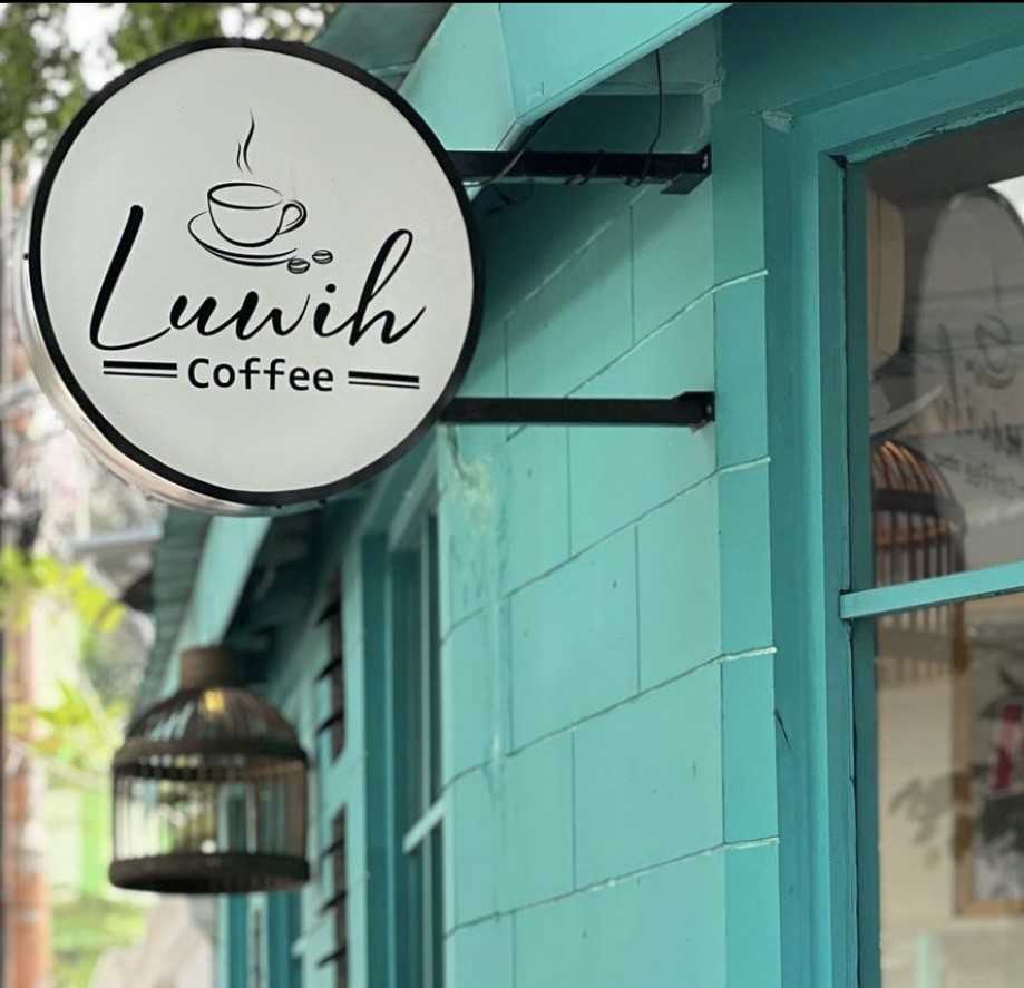 Luwih Coffee & Eatery 1