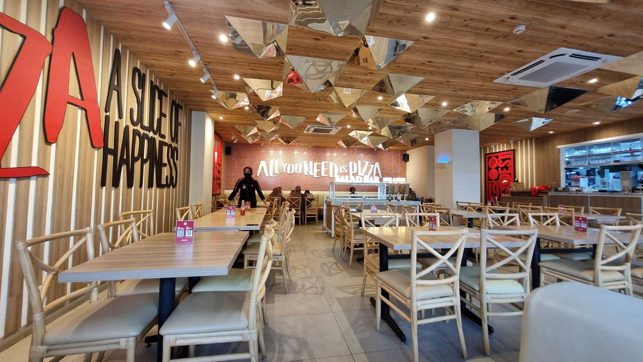 Pizza Hut Ristorante - Menara Cakrawala 3