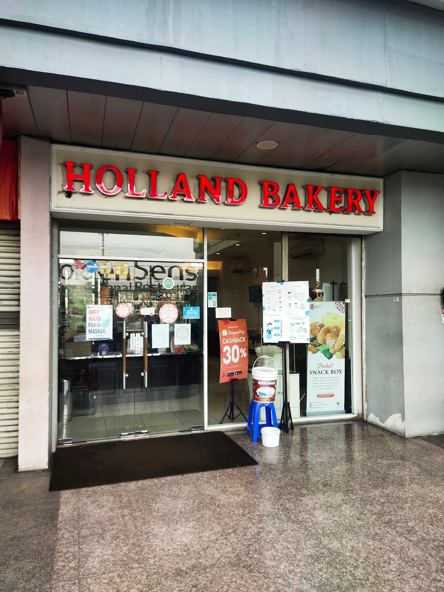 Holland Bakery - Mangga Dua Square 1