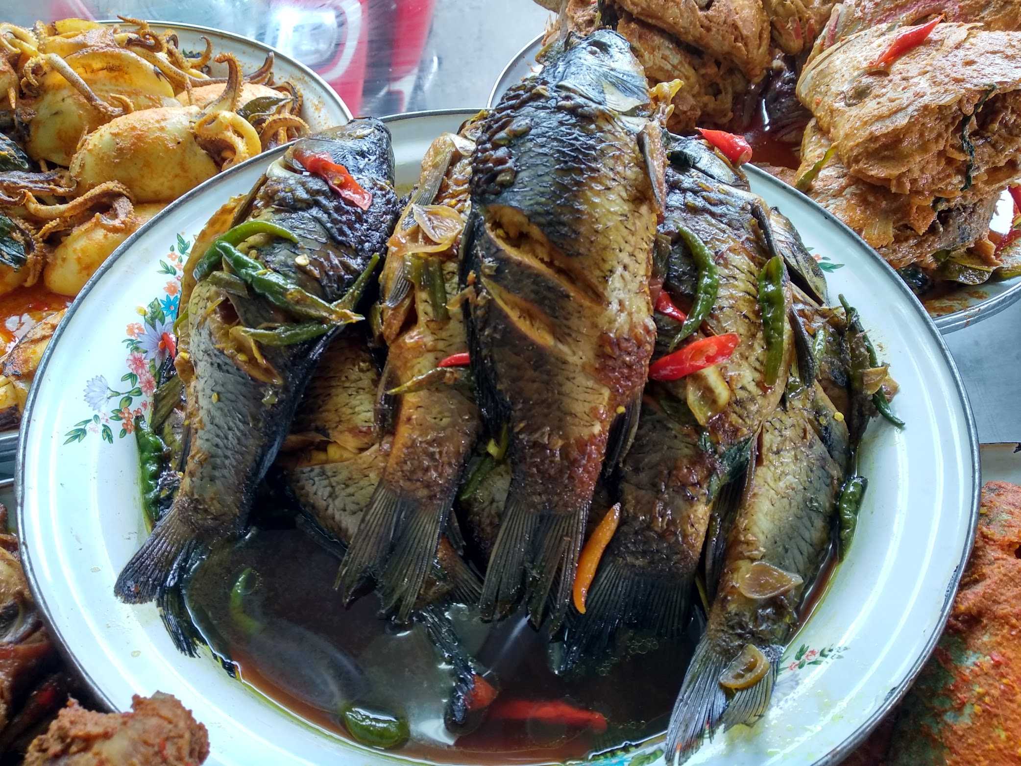 Warung Nasi Rames Pak Kumis 3