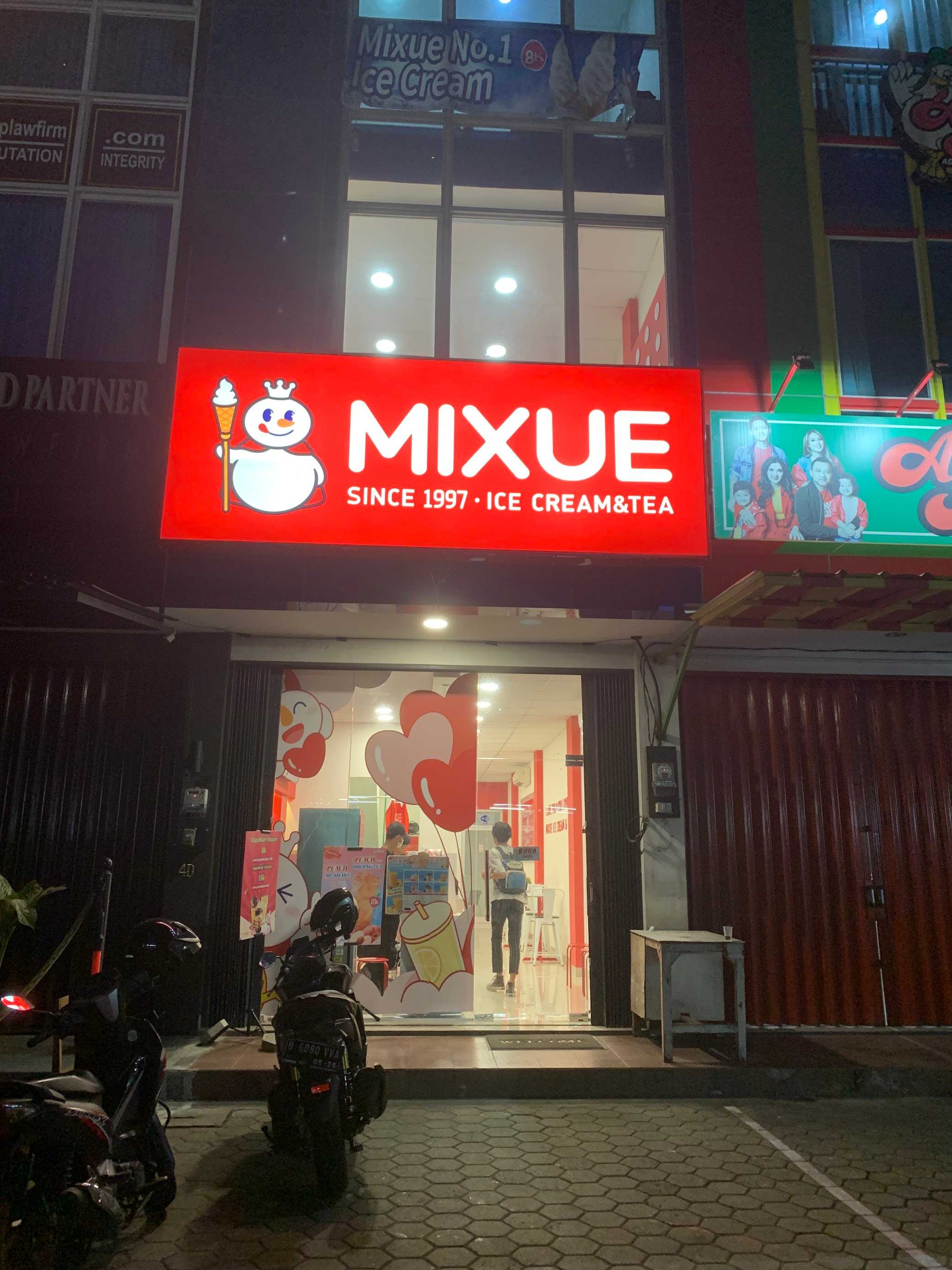 Mixue - Ciledug  1