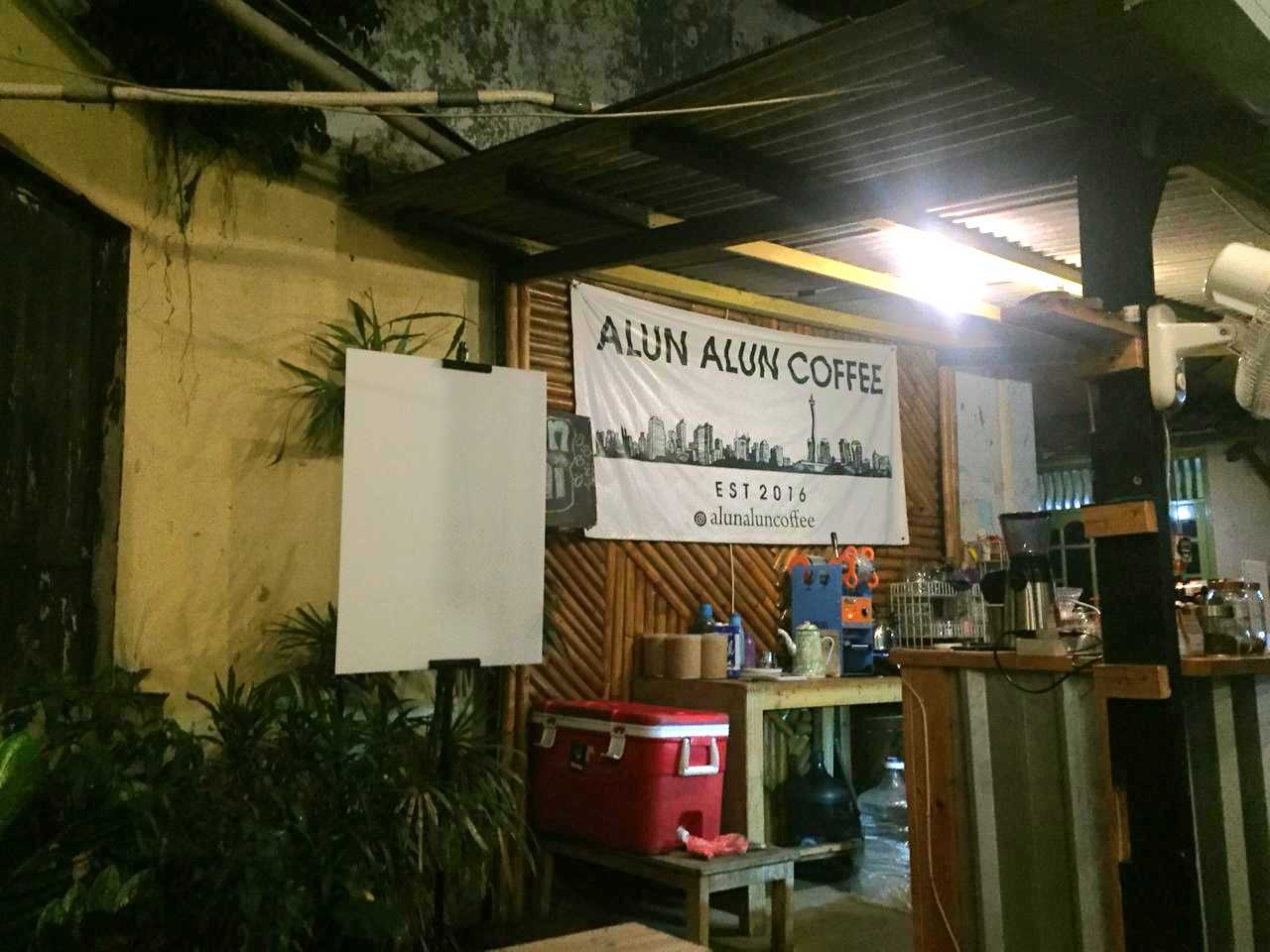 Alun-Alun Coffee 1