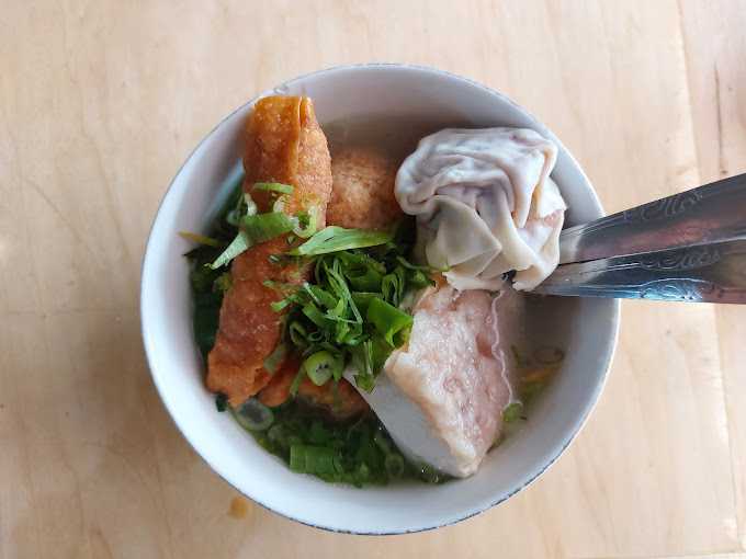 Bakso Bakwan Malang Cak Su Kumis 1