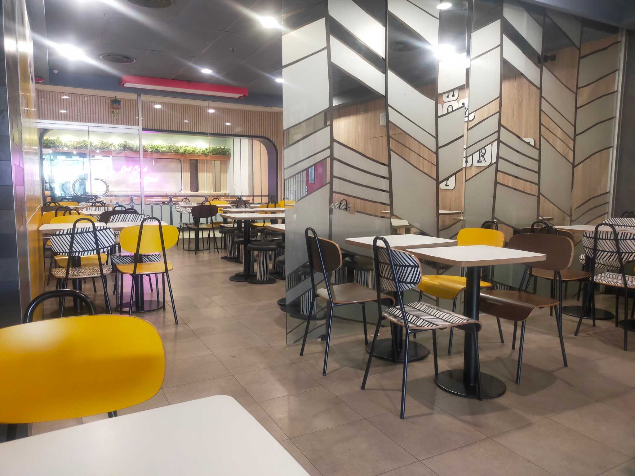 McDonald's - Arion Mall 3