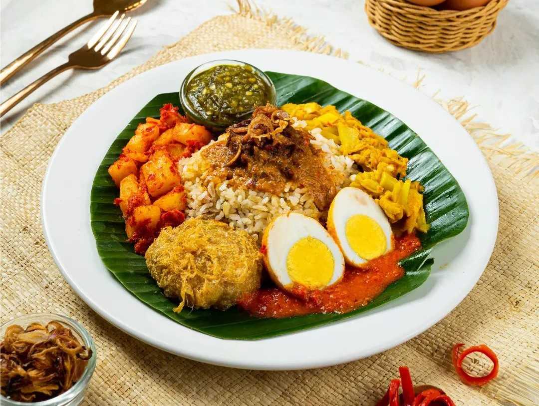 Warung Nasi Padang Lintau Buo 8