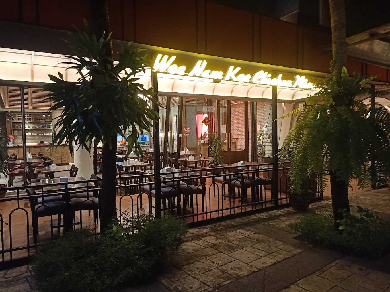 Wee Nam Kee - The Breeze Bsd City 1