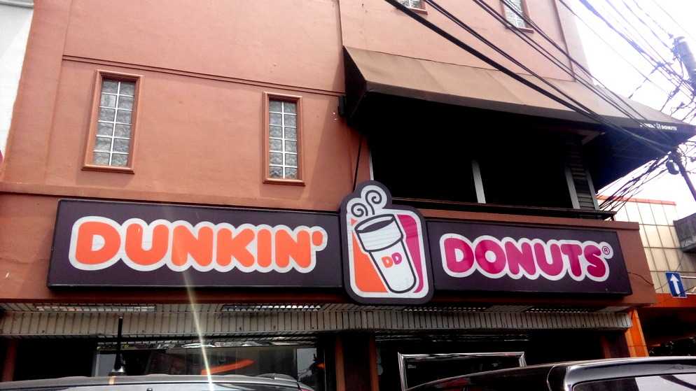 Dunkin' Donuts' - Mangga Besar 1