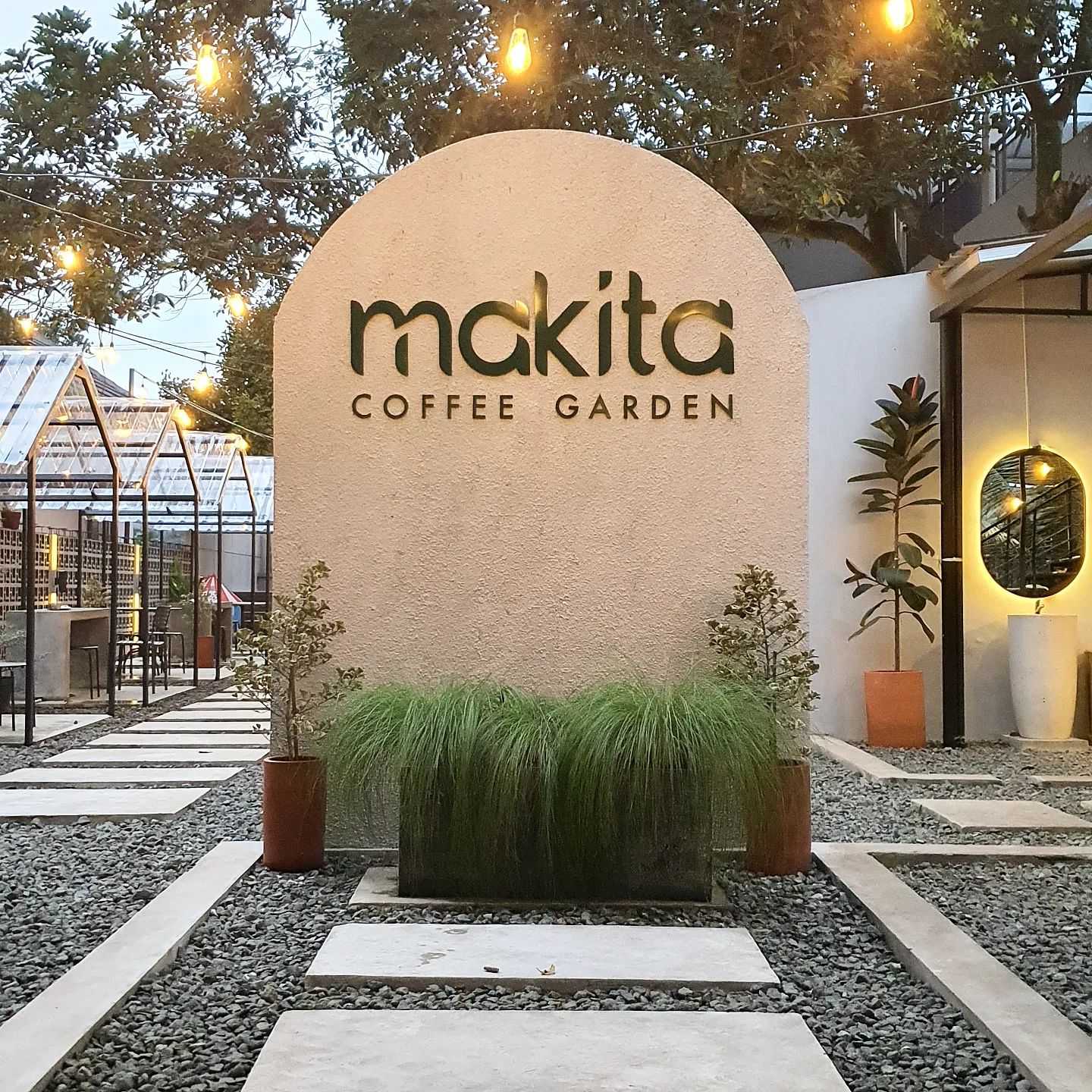 Makita Coffee Garden 1