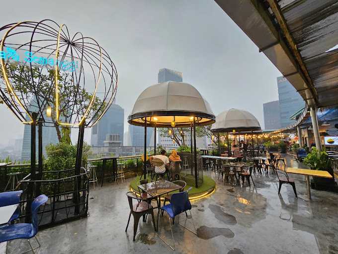 Plangi Sky Dining 1