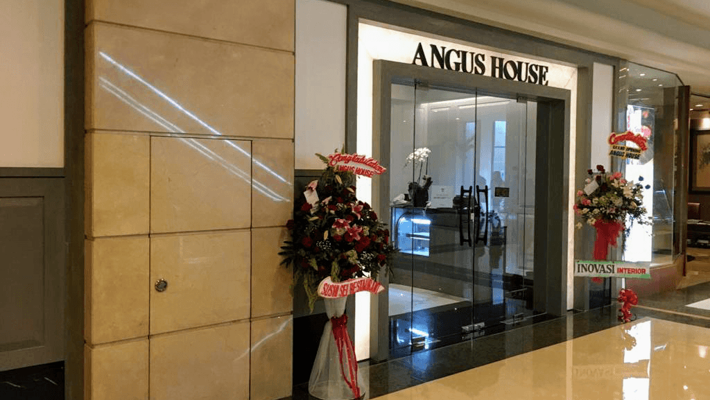 Angus House Senayan 1