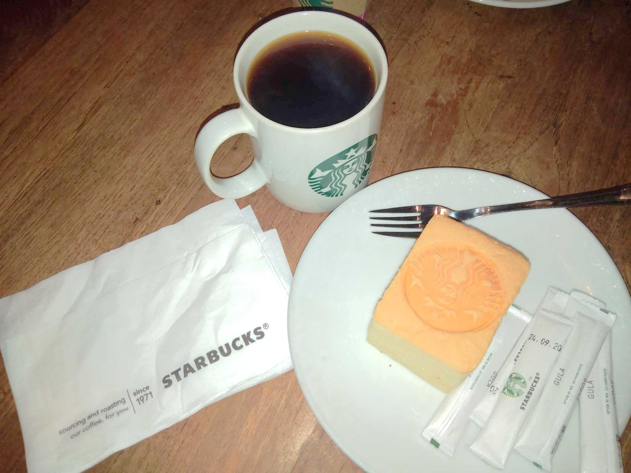 Starbucks - Grand Indonesia 5