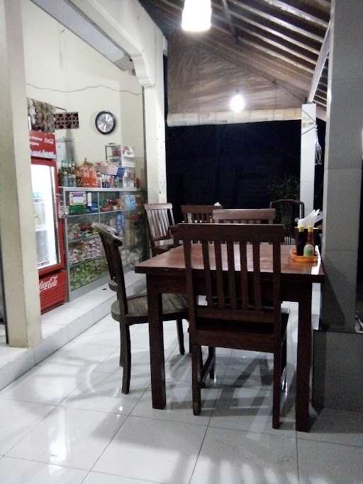 Warung Ayu Dewi 5