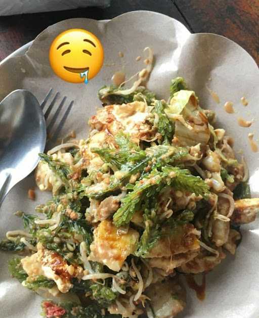 Warung Rujak Lalah Manis 10