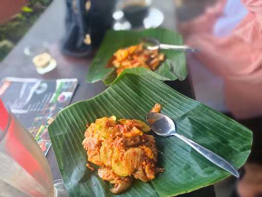 Warung Rujak Lalah Manis 5