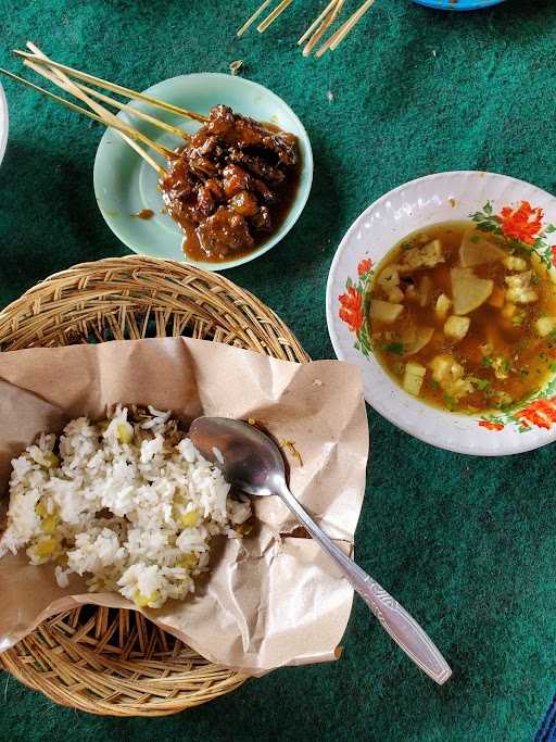 Warung Sate Soto Rawon Babi Guik 2