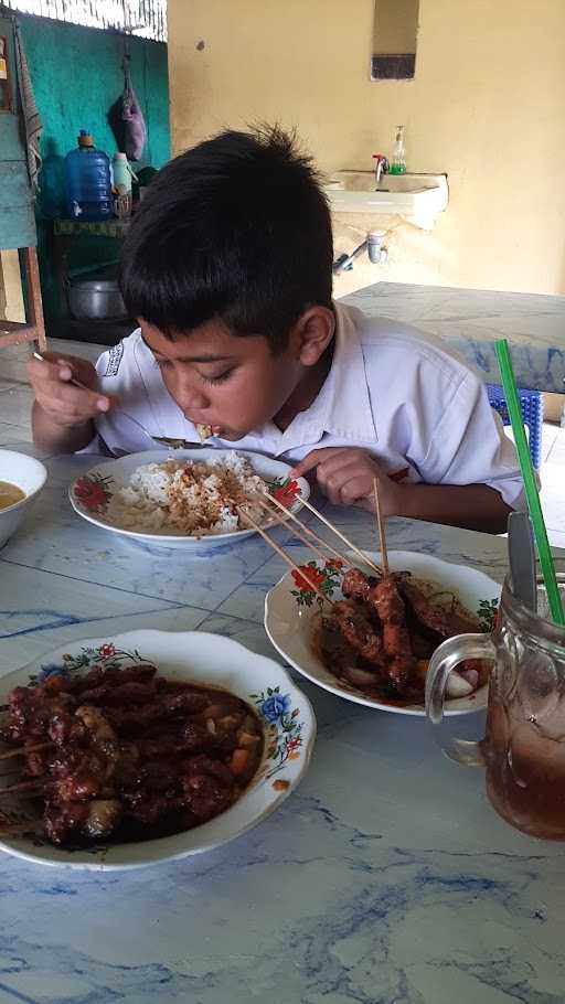 Warung Sate Kambing Plendes Adipala 8