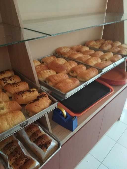 Ratu Cake & Bakery 1