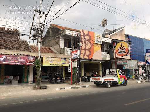 Roti Gembong Gembul Adiwerna Tegal 1