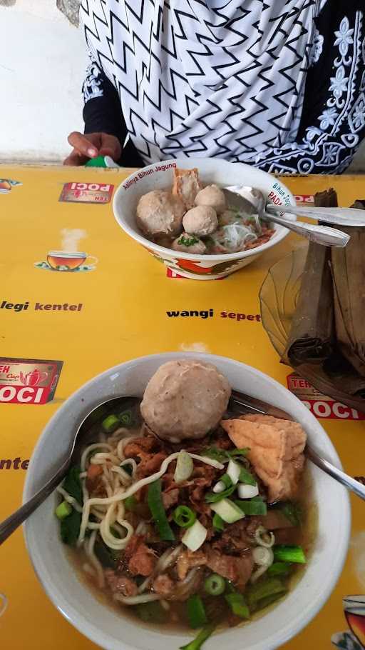 Bakso & Mie Ayam Rajawali 7