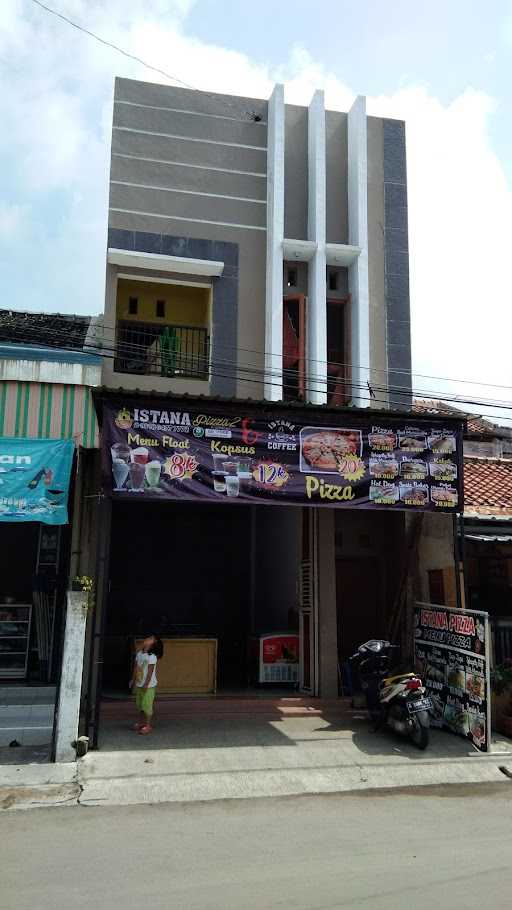 Istana Pizza 10