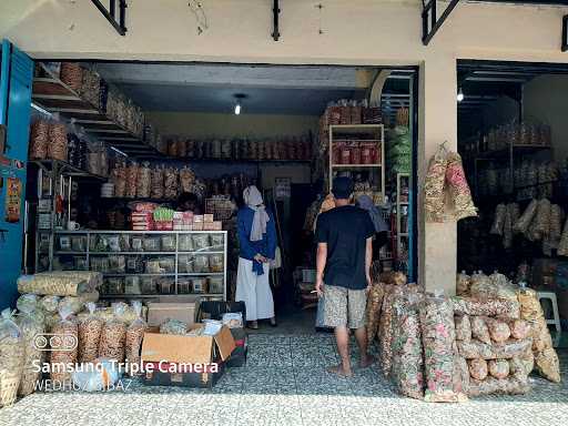 Izal Putra Aneka Snack 10